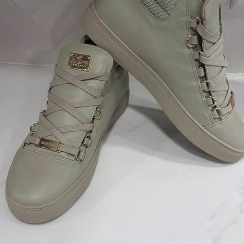 Glorious Gangsta Sage Green High-Top Sneakers Gold Hardware Size 9M 7W